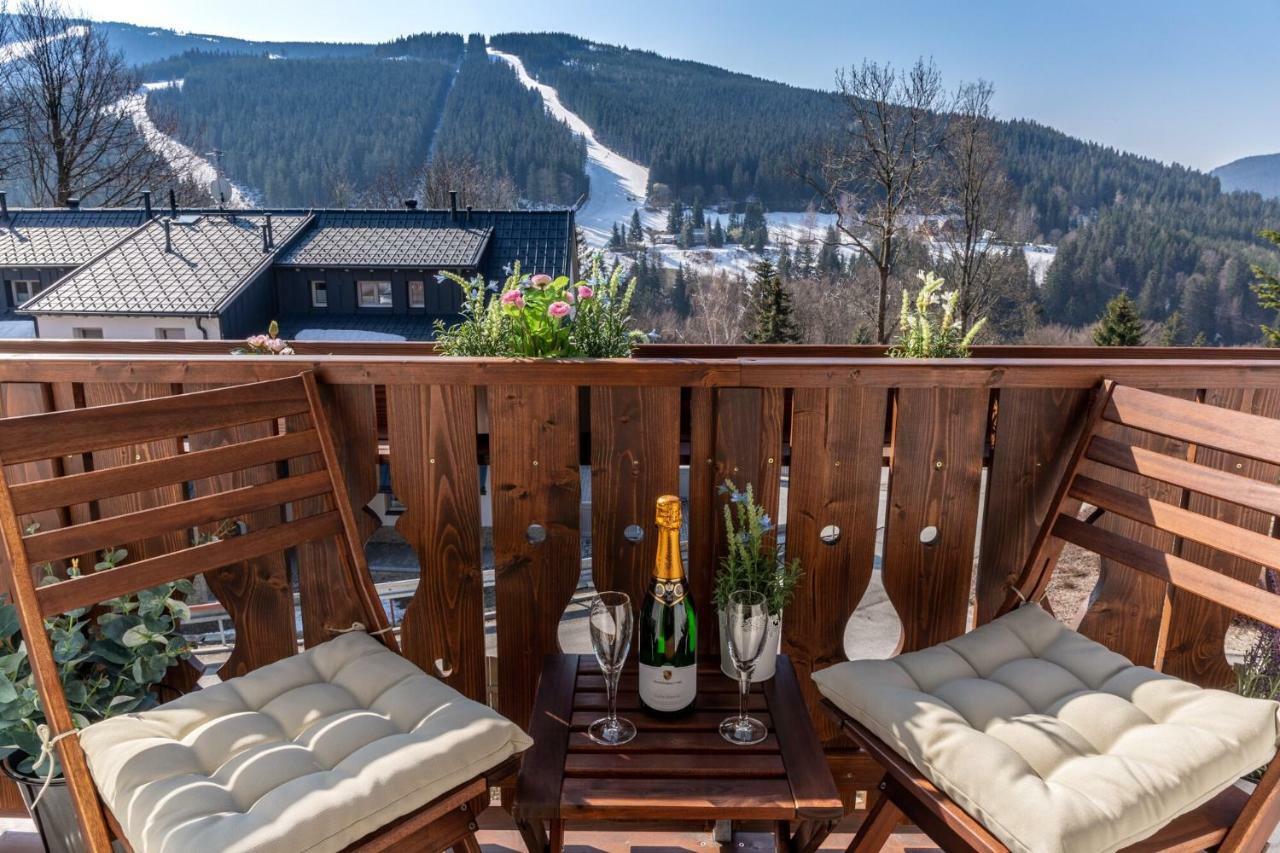 Pension George Spindleruv Mlyn Exterior photo